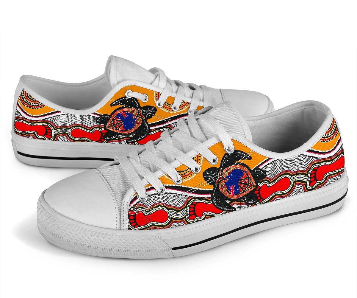 canvas-shoes-aboriginal-patterns-shoes-turtle-low-top