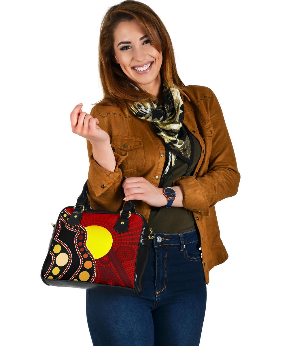 Aboriginal Shoulder Handbag, Australia Aboriginal Lives Matter Flag Circle Dot Painting Art Bag - Vibe Hoodie