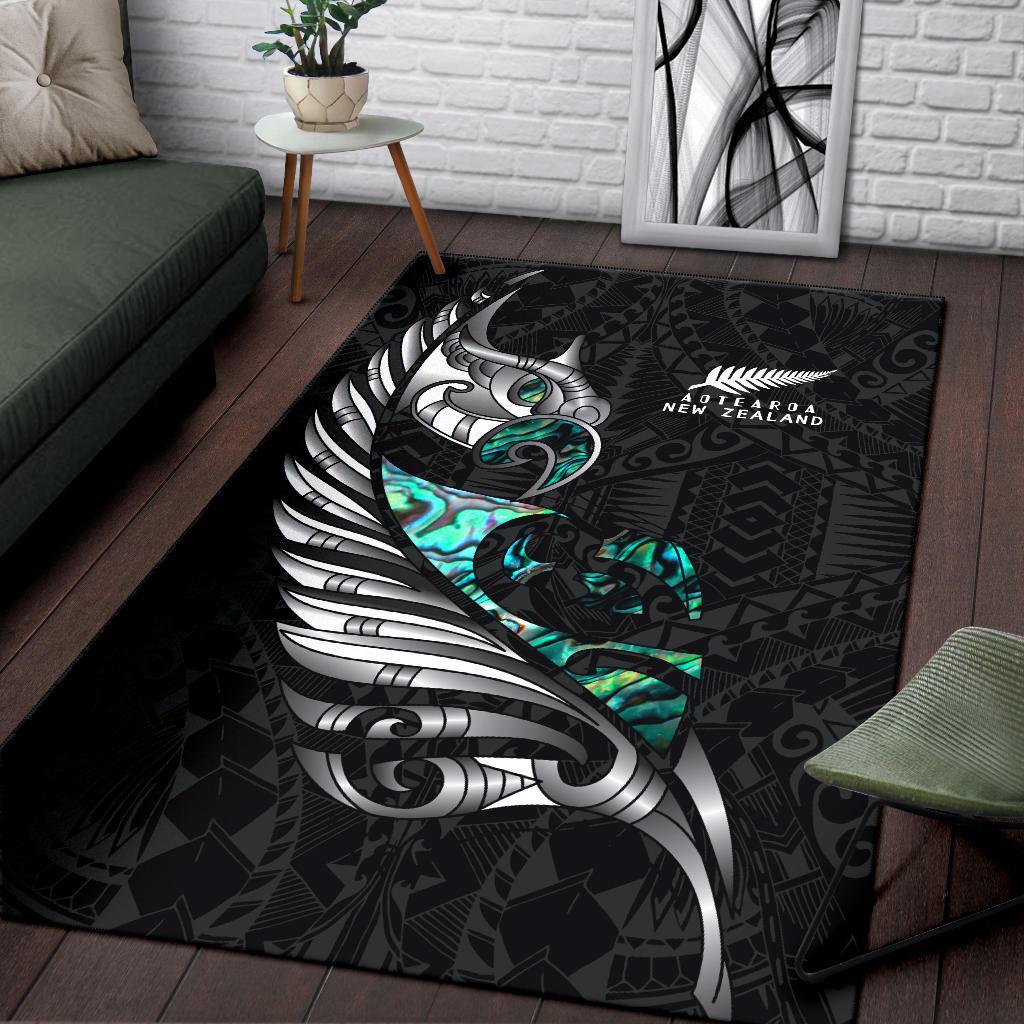 new-zealand-area-rug-manaia-paua-fern-wing-white