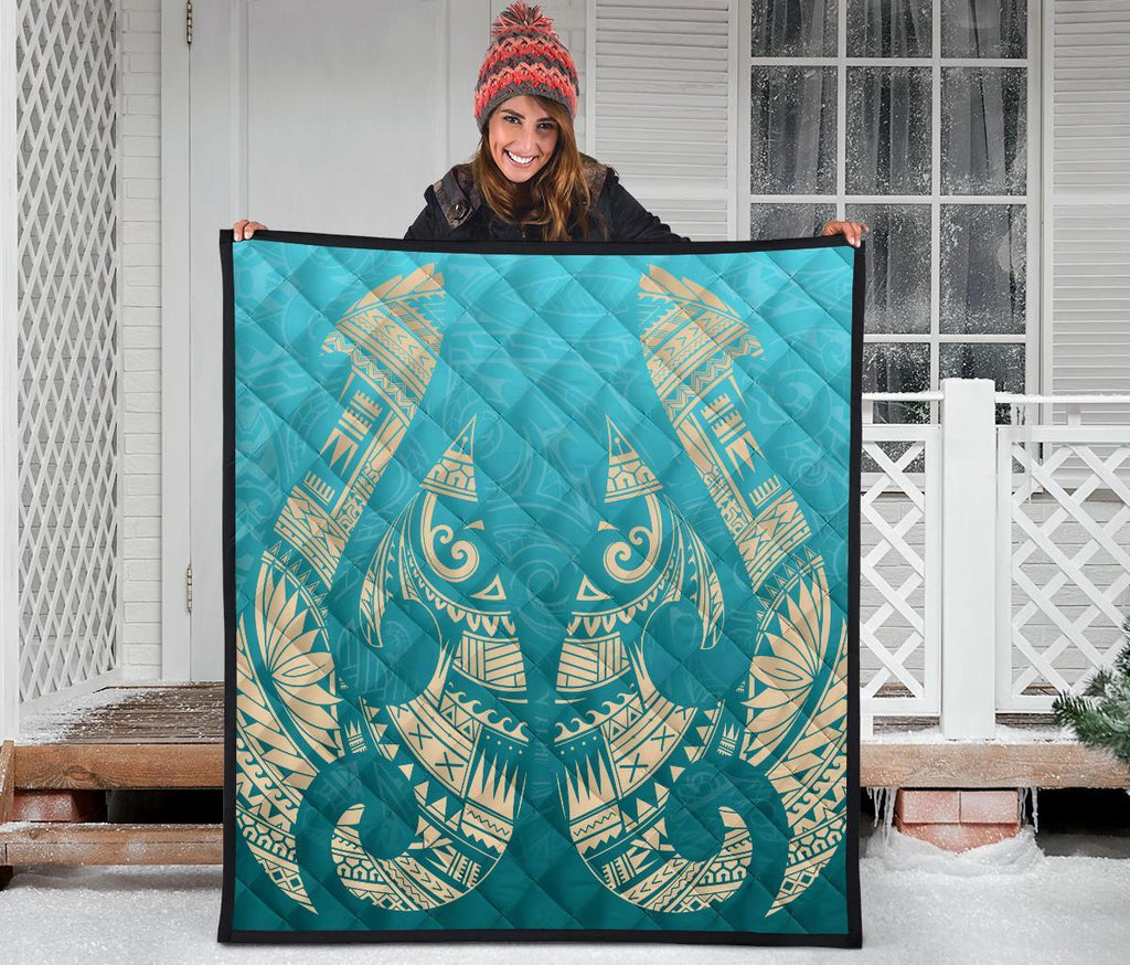 new-zealand-maori-hei-matau-tattoo-premium-quilt