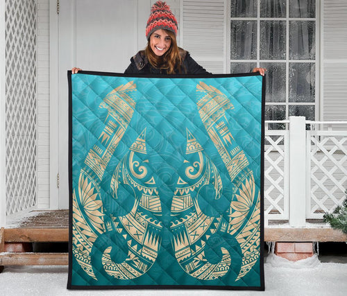 new-zealand-maori-hei-matau-tattoo-premium-quilt