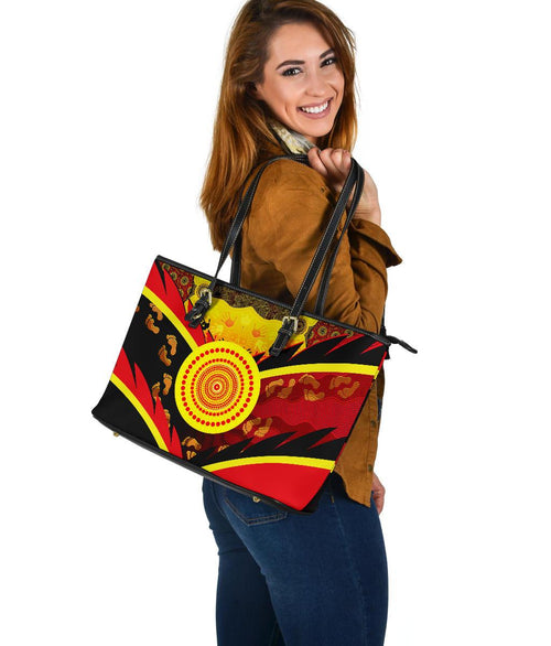 aboriginal-leather-tote-bag-indigenous-flag-with-footprint-hand-art