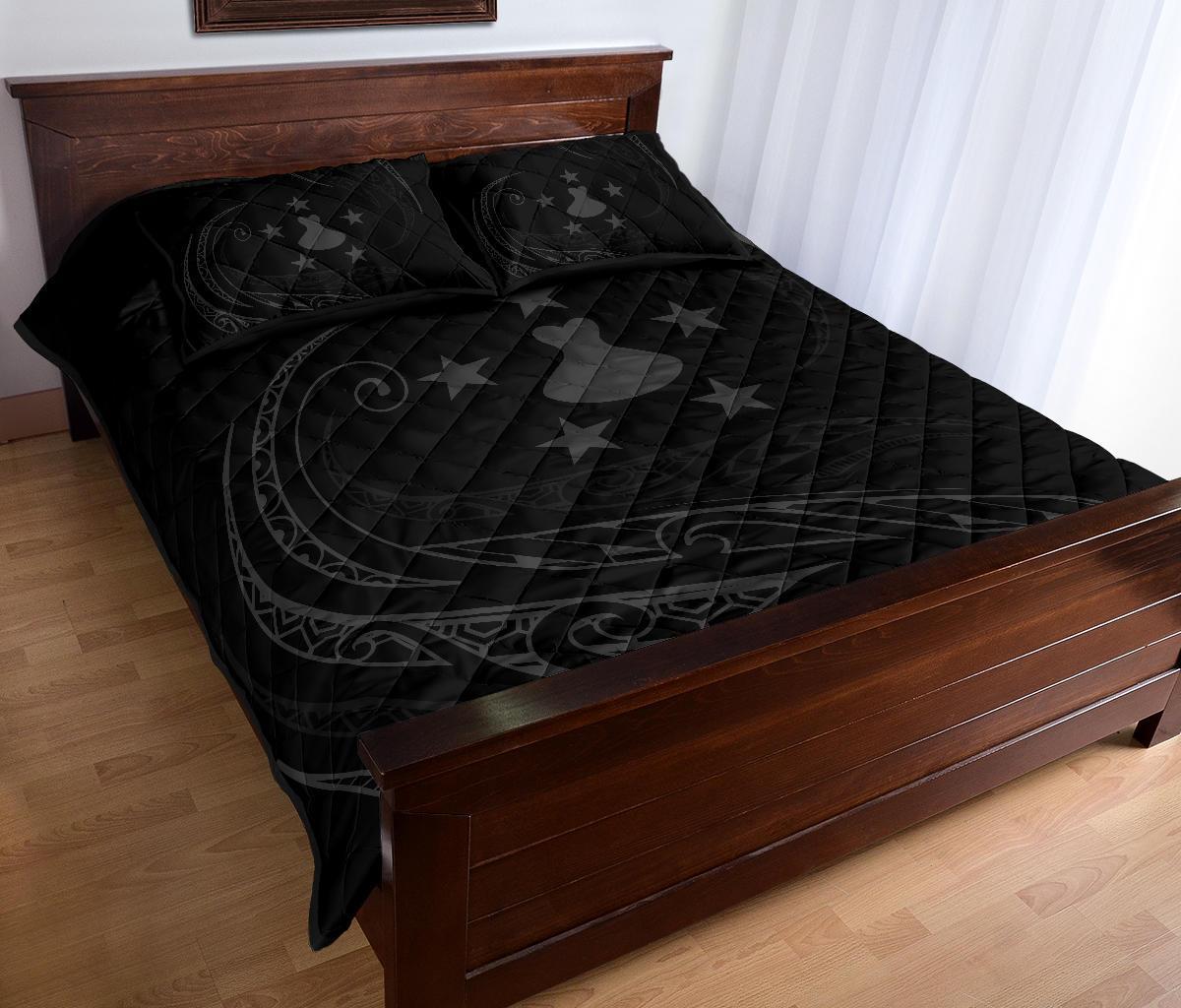 austral-islands-quilt-bed-set-gray-frida-style