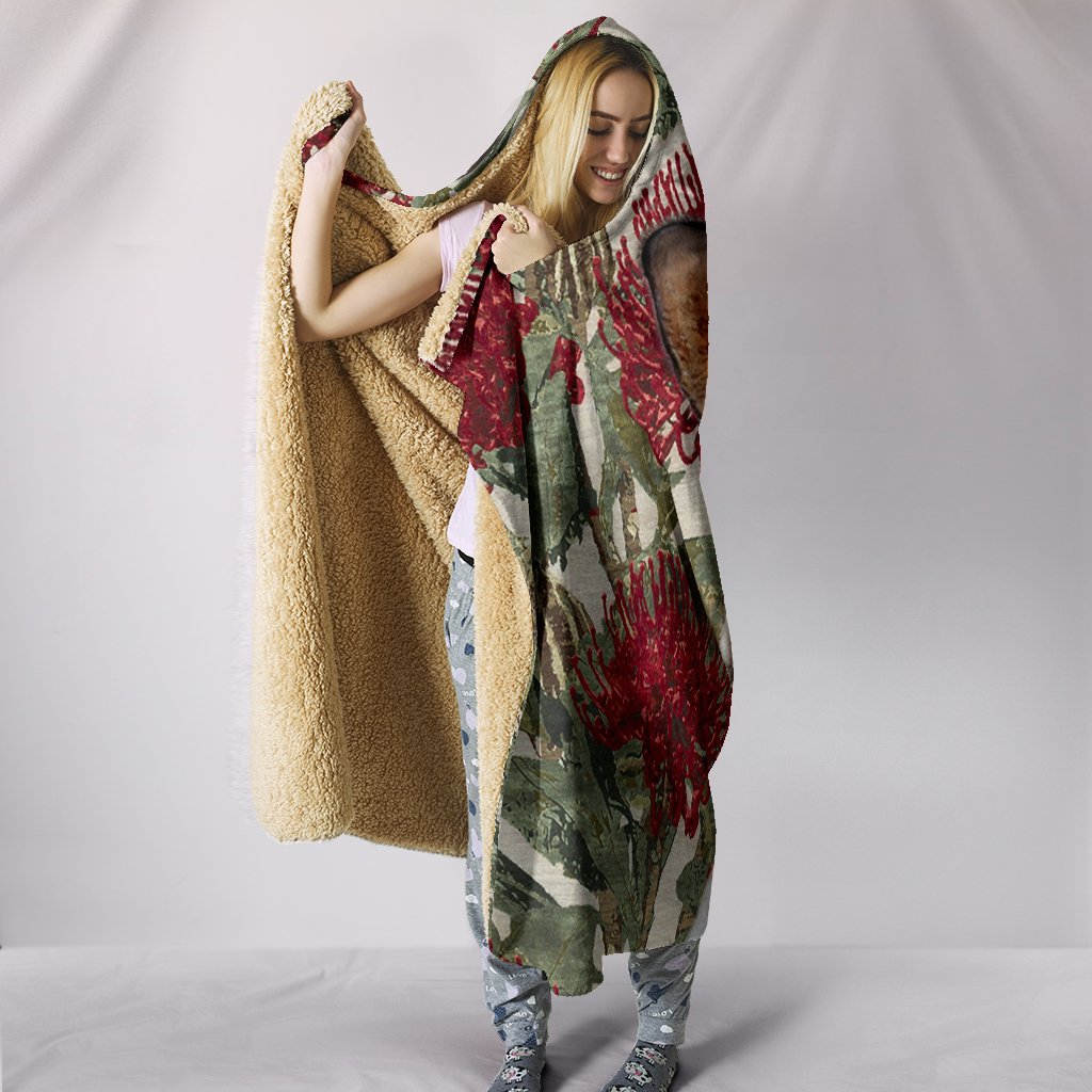 hooded-blanket-kangaroo-hooded-waratah-painting-blanket