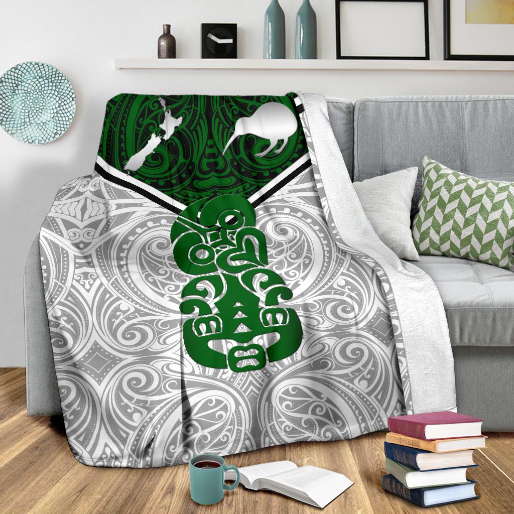new-zealand-maori-rugby-premium-blanket-pride-version-white