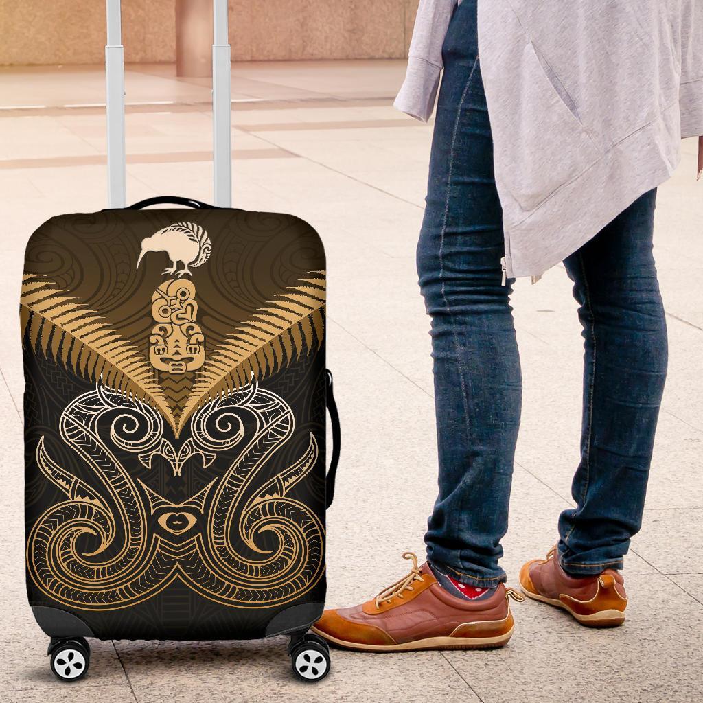 maori-manaia-new-zealand-luggage-covers-gold