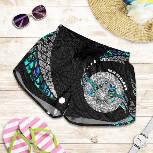 Maori New Zealand All Over Print Women's Shorts Hei Tiki Sport Style - Vibe Hoodie