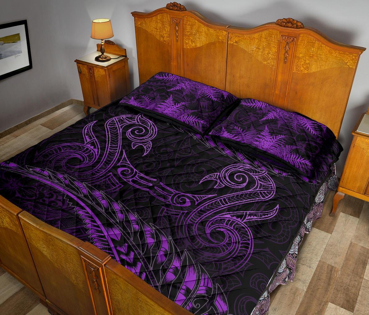 aotearoa-quilt-bed-set-purple-maori-manaia-with-silver-fern
