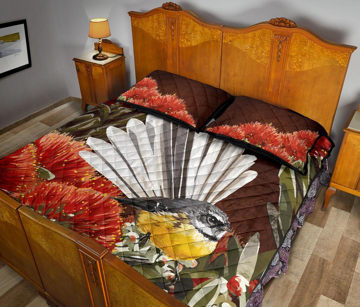 fantail-with-pohutukawa-new-zealand-quilt-bed-set
