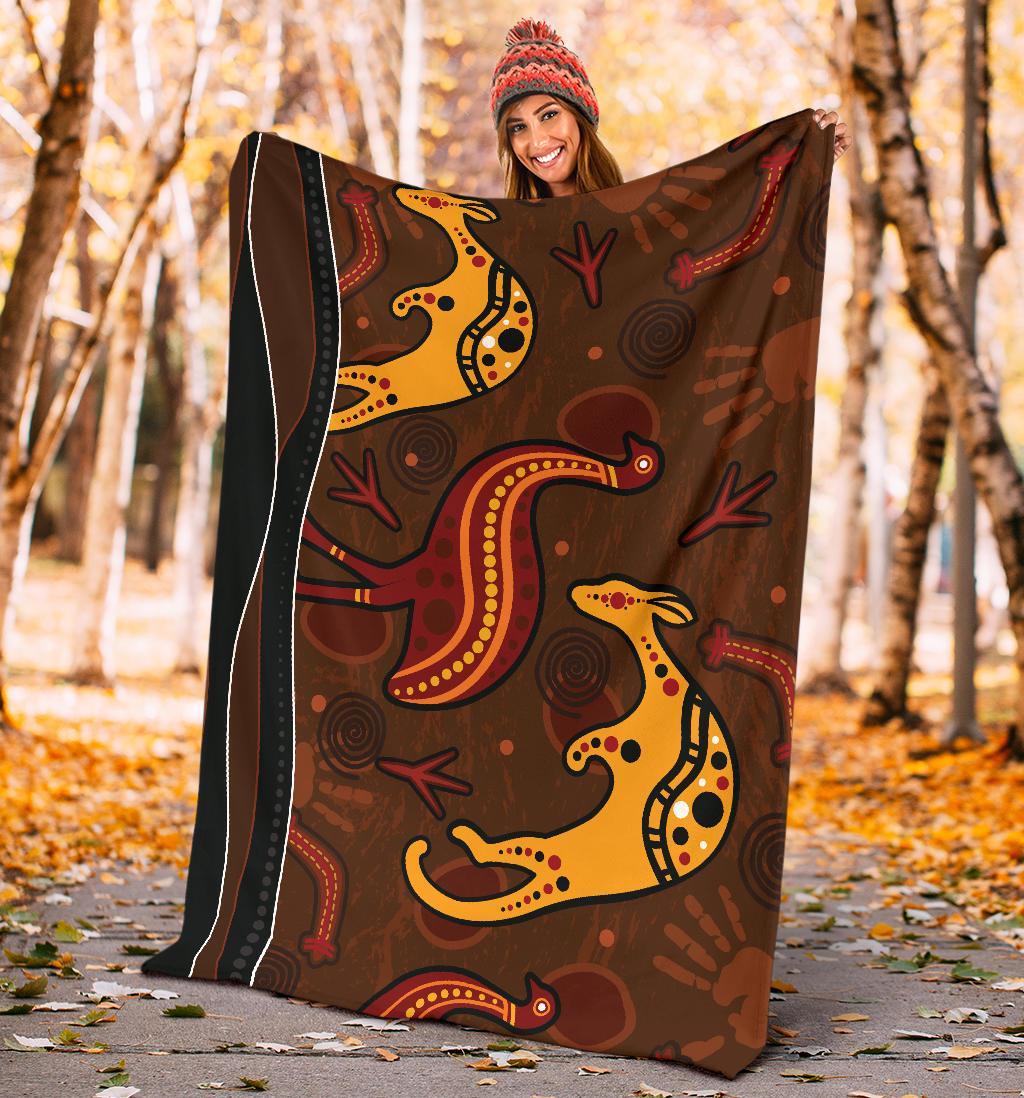 aboriginal-premium-blanket-indigenous-kangaroo-and-emu-brown-color