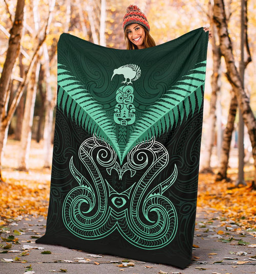 maori-manaia-new-zealand-premium-blanket-turquoise