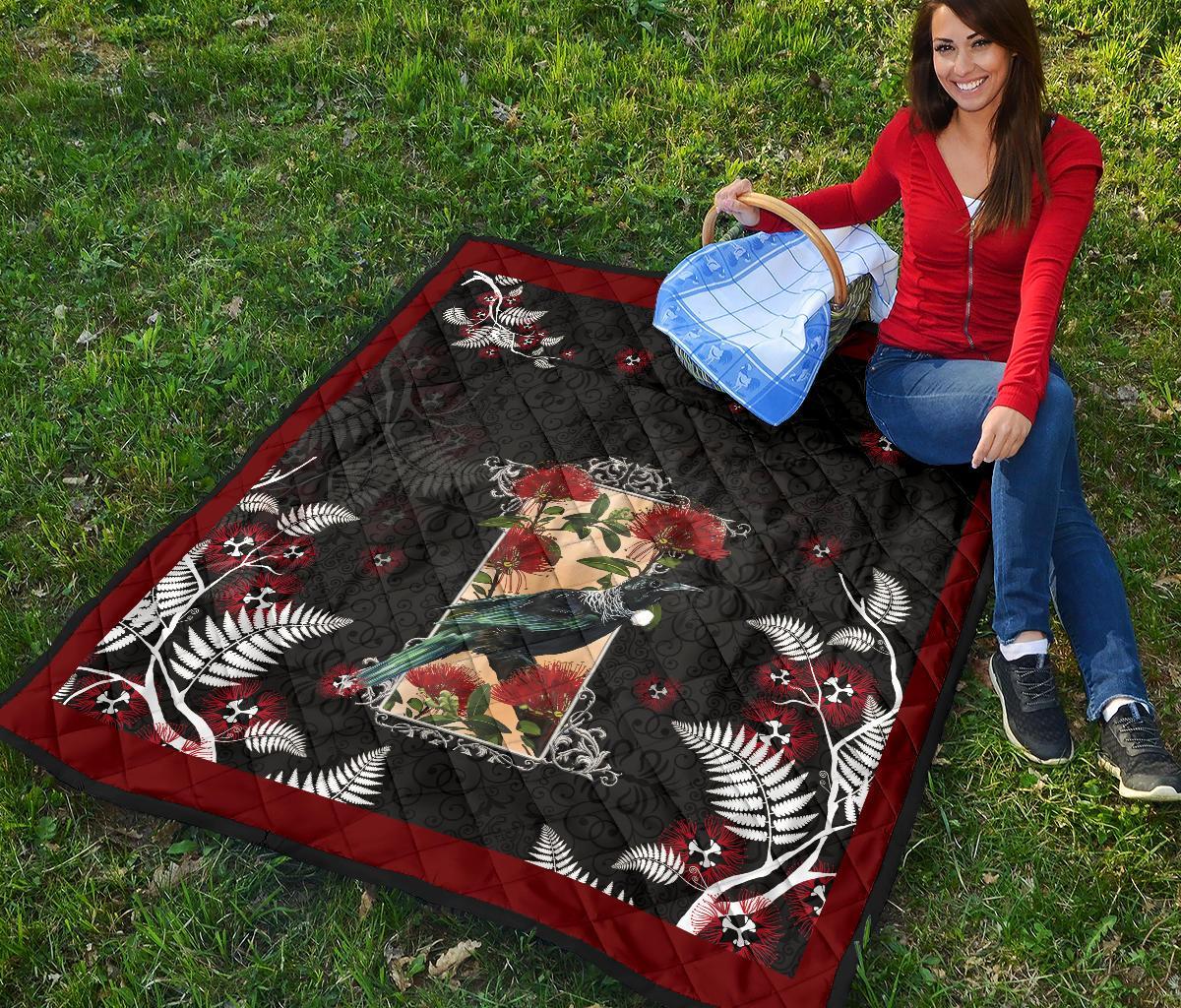 tui-and-pohutukawa-new-version-quilt