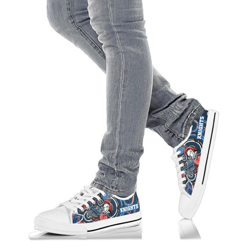 knights-low-top-shoe-newcastle-aboriginal-horizontal-style