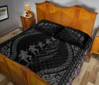 new-zealand-haka-fern-quilt-bed-set-grey