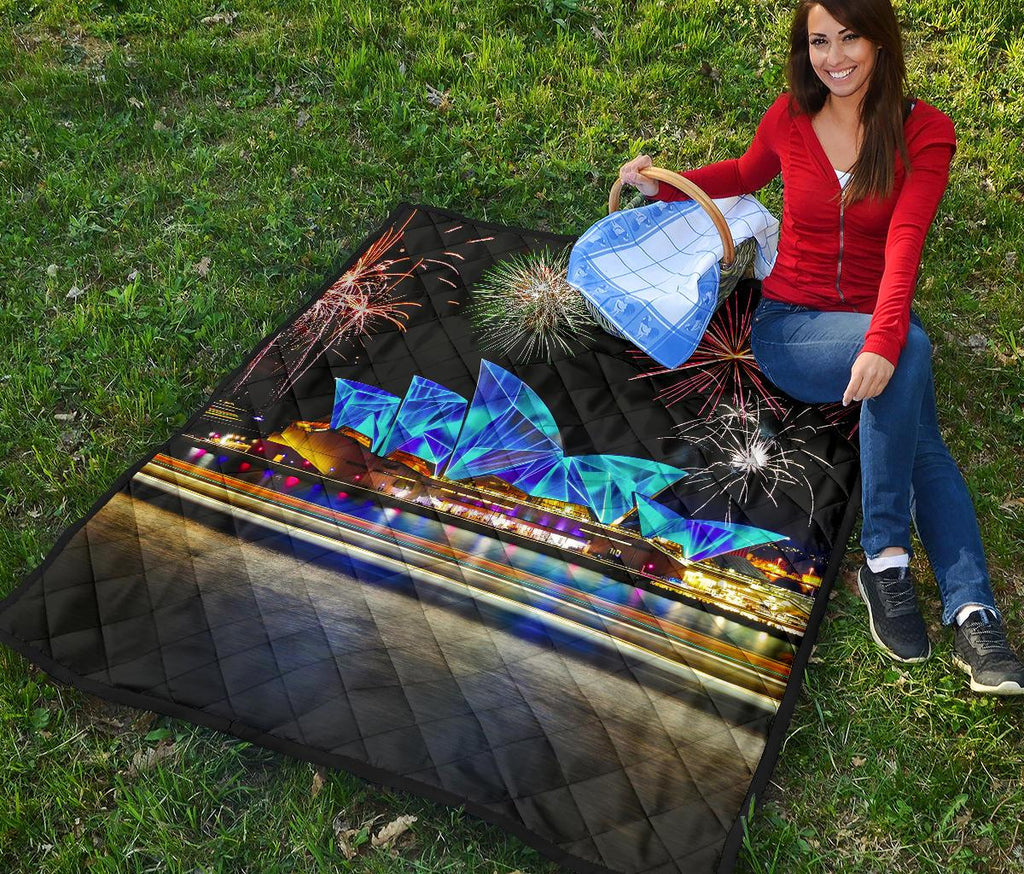 premium-quilts-sydney-opera-coverlets-midnight-landscape-art