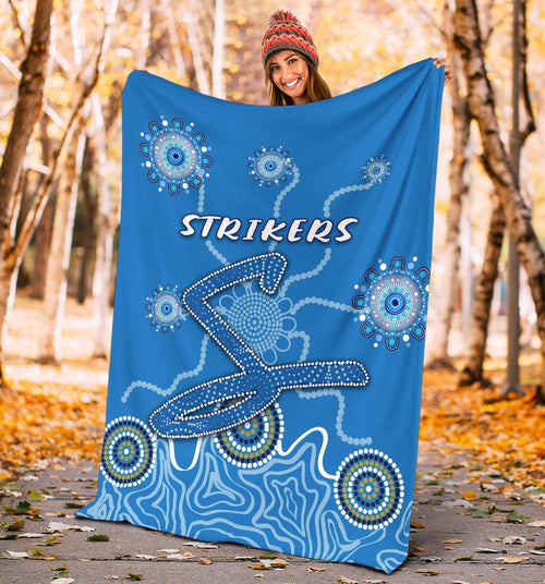 strikers-premium-blanket-indigenous-blue