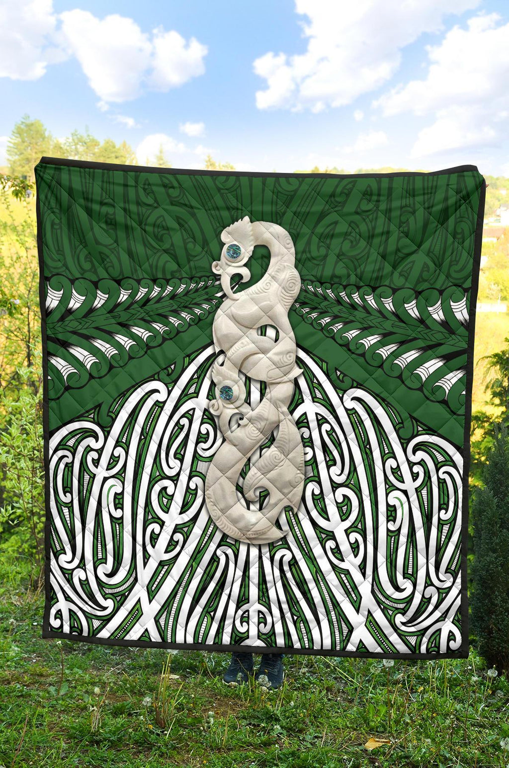 maori-moko-tattoo-premium-quilt-manaia-pounamu