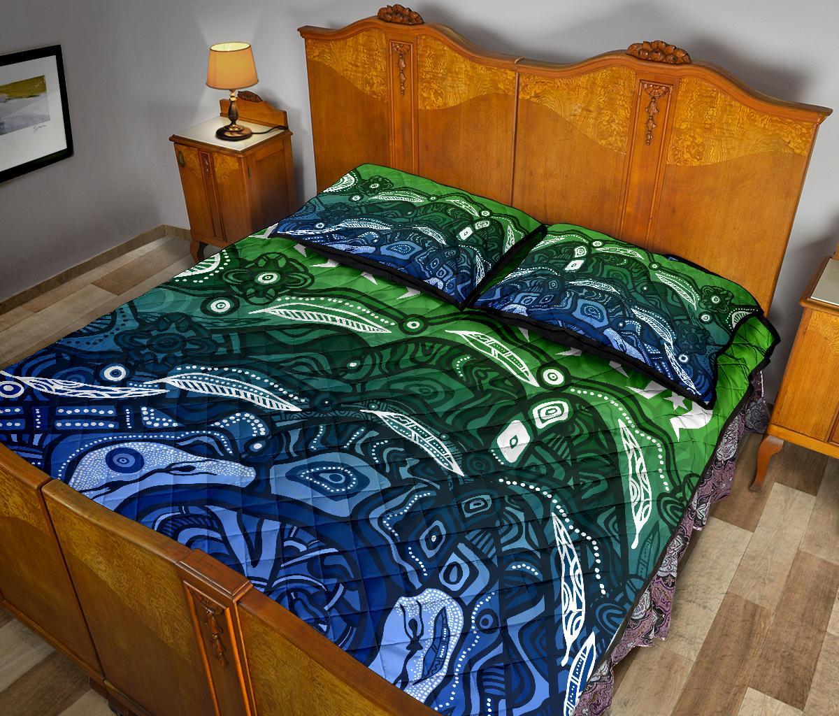 torres-strait-islands-quilt-bed-set-blue