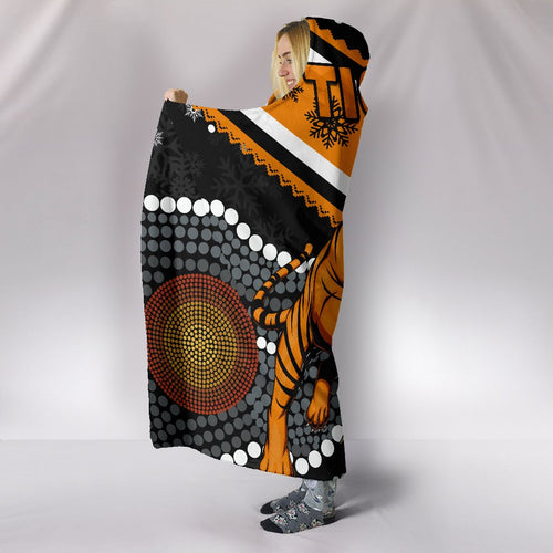 wests-christmas-hooded-blanket-tigers-indigenous