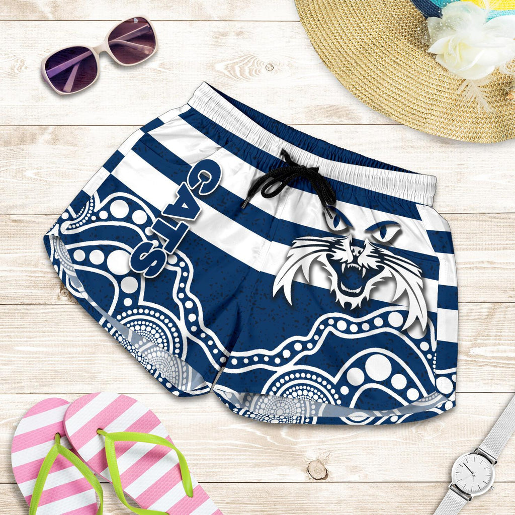 Cats All Over Print Women's Shorts - Vibe Hoodie