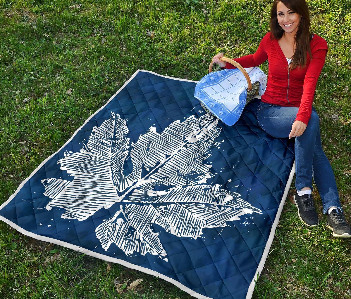 canada-maple-leaf-premium-quilt-blue