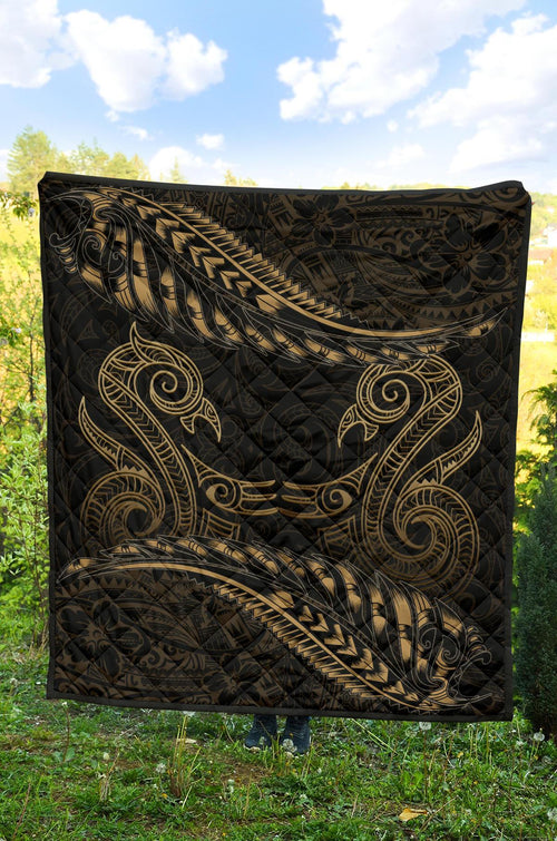 aotearoa-premium-quilt-gold-maori-manaia-with-silver-fern