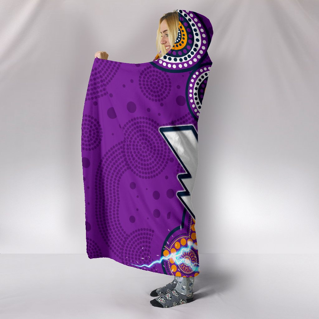 storm-hooded-blanket-melbourne-indigenous-thunder