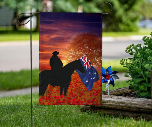 anzac-day-2021-flag-lest-we-forget-ver01