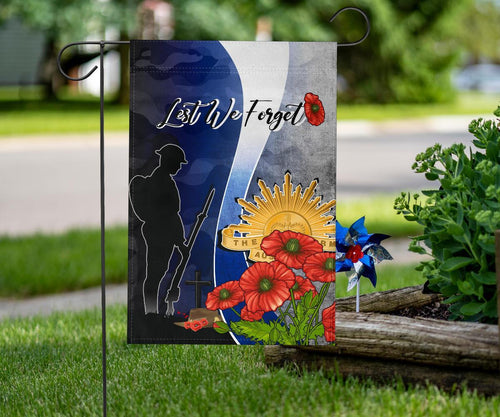 anzac-day-flag-lest-we-forget-poppy-flower