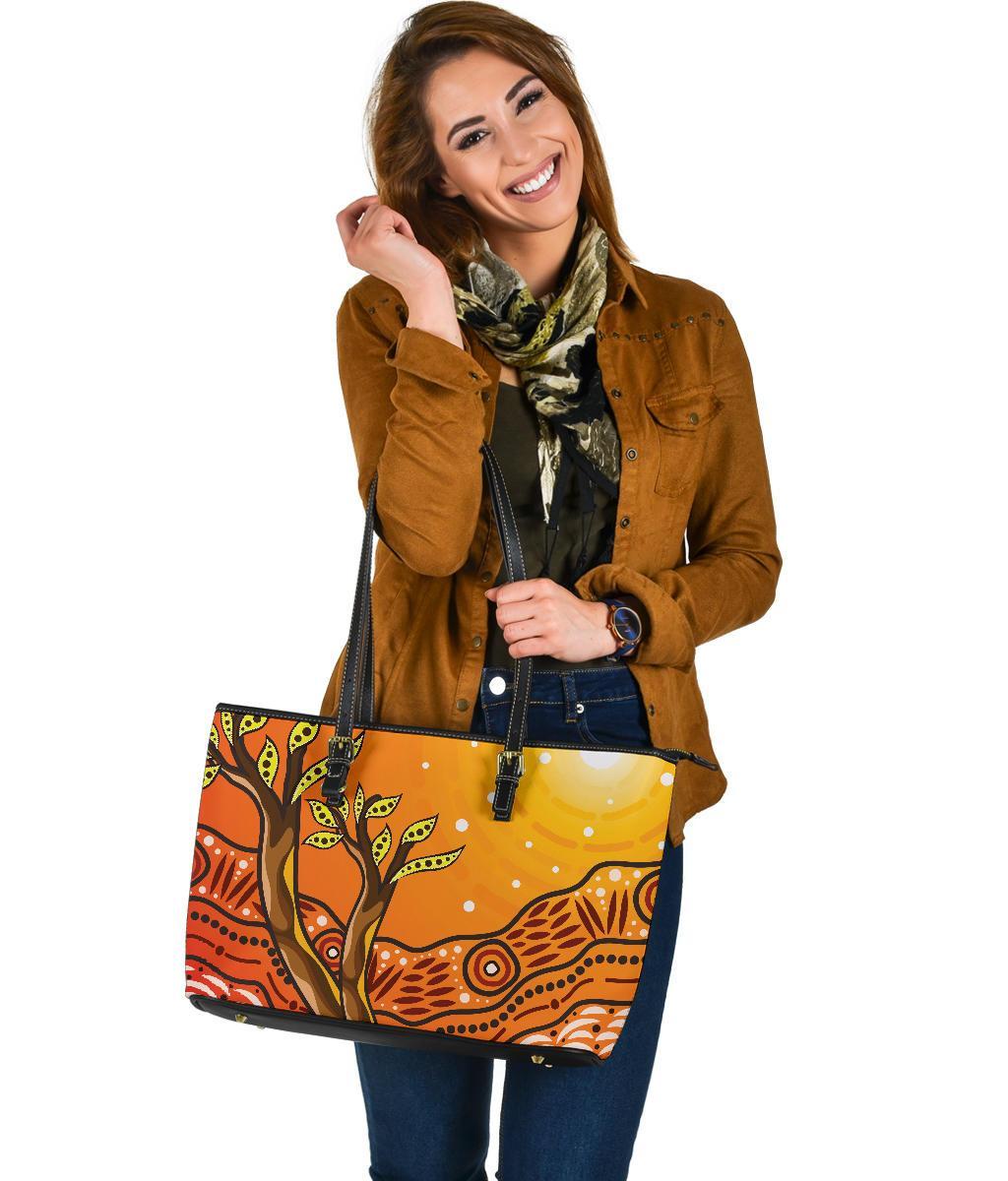 aboriginal-large-leather-tote-bag-tree-on-the-hill