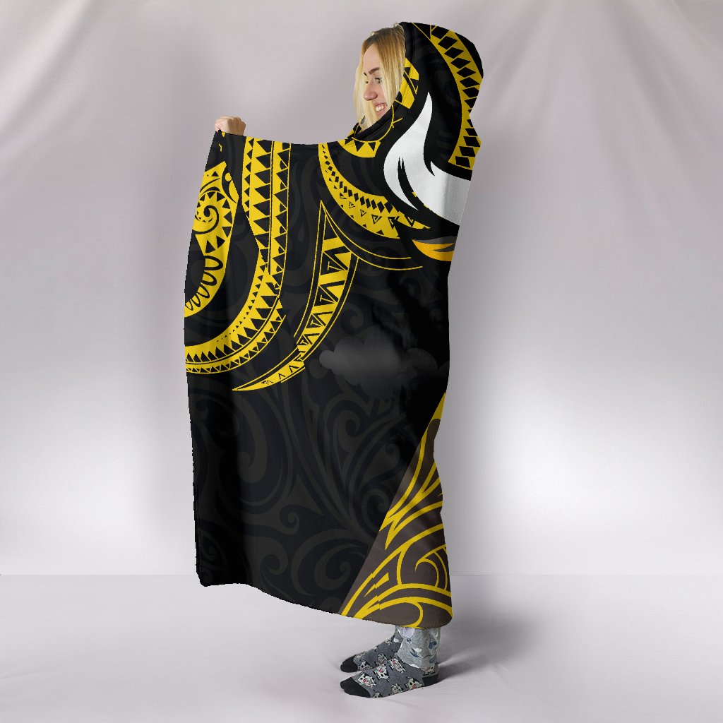 aotearoa-maori-hooded-blanket-taranaki-bulls