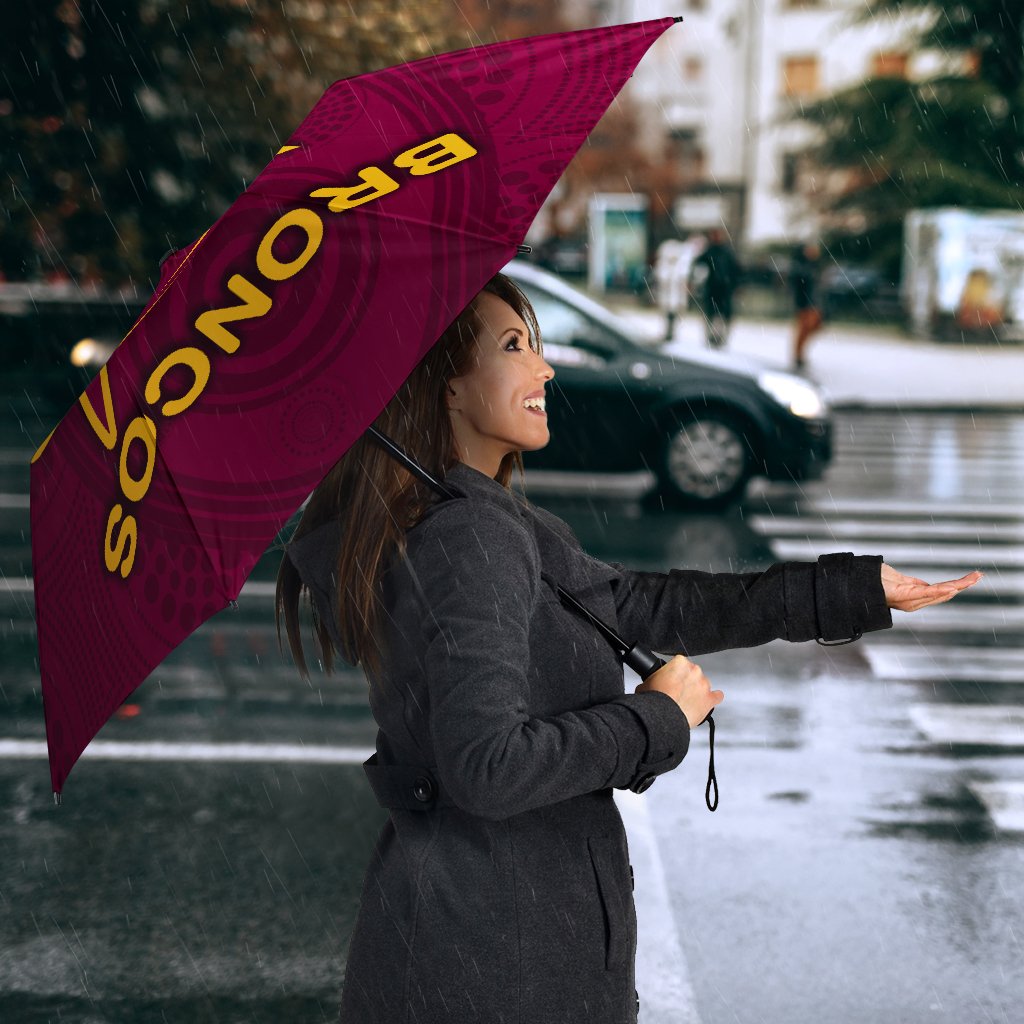 brisbane-umbrellas-broncos-indigenous