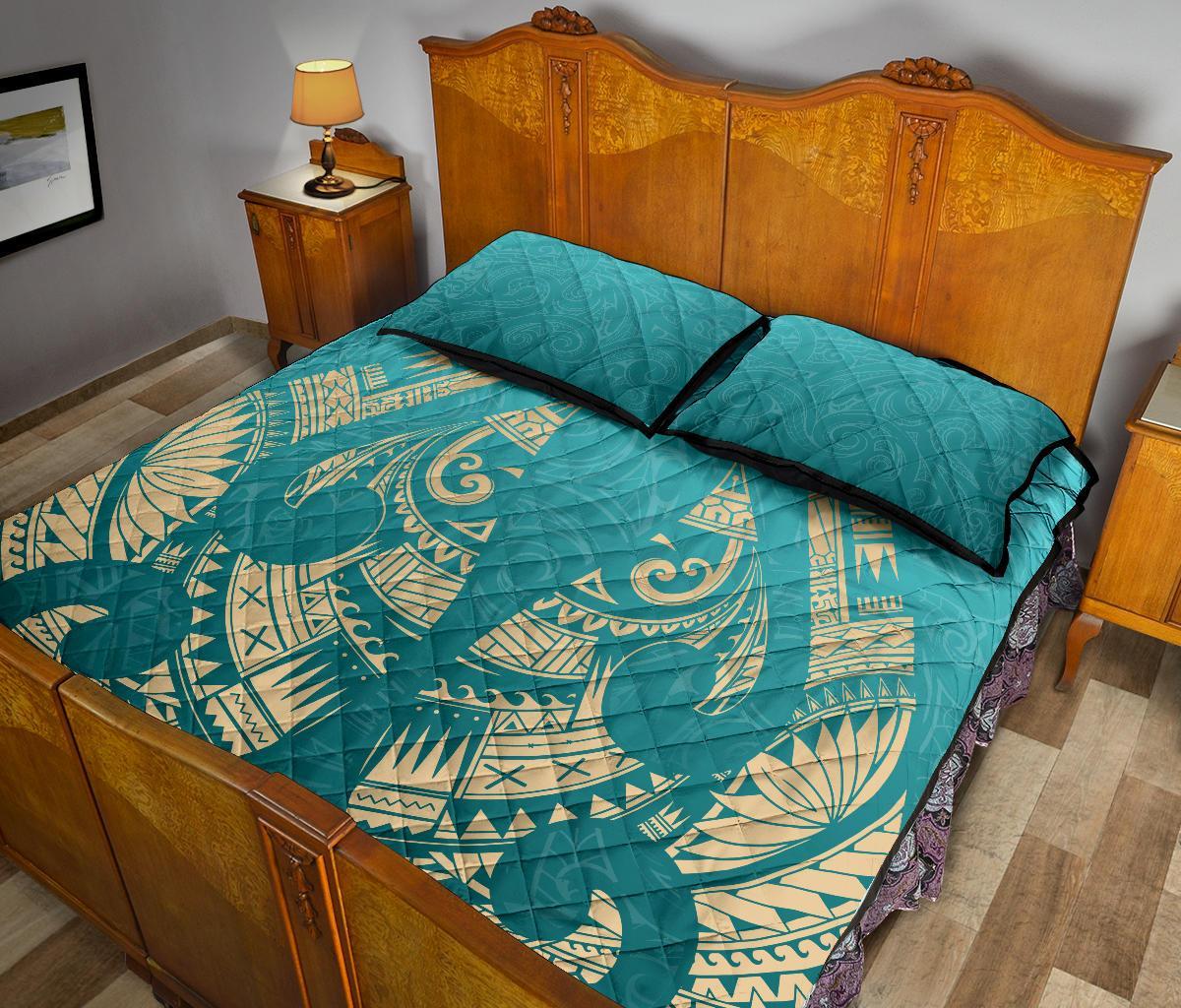 new-zealand-maori-hei-matau-tattoo-quilt-bed-set