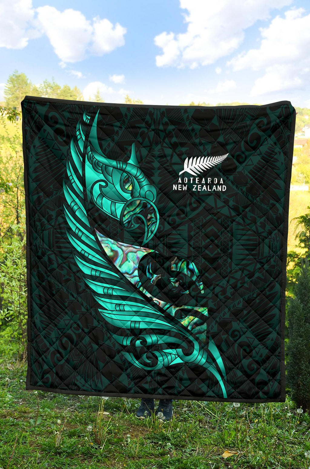 new-zealand-premium-quilt-manaia-paua-fern-wing-turquoise