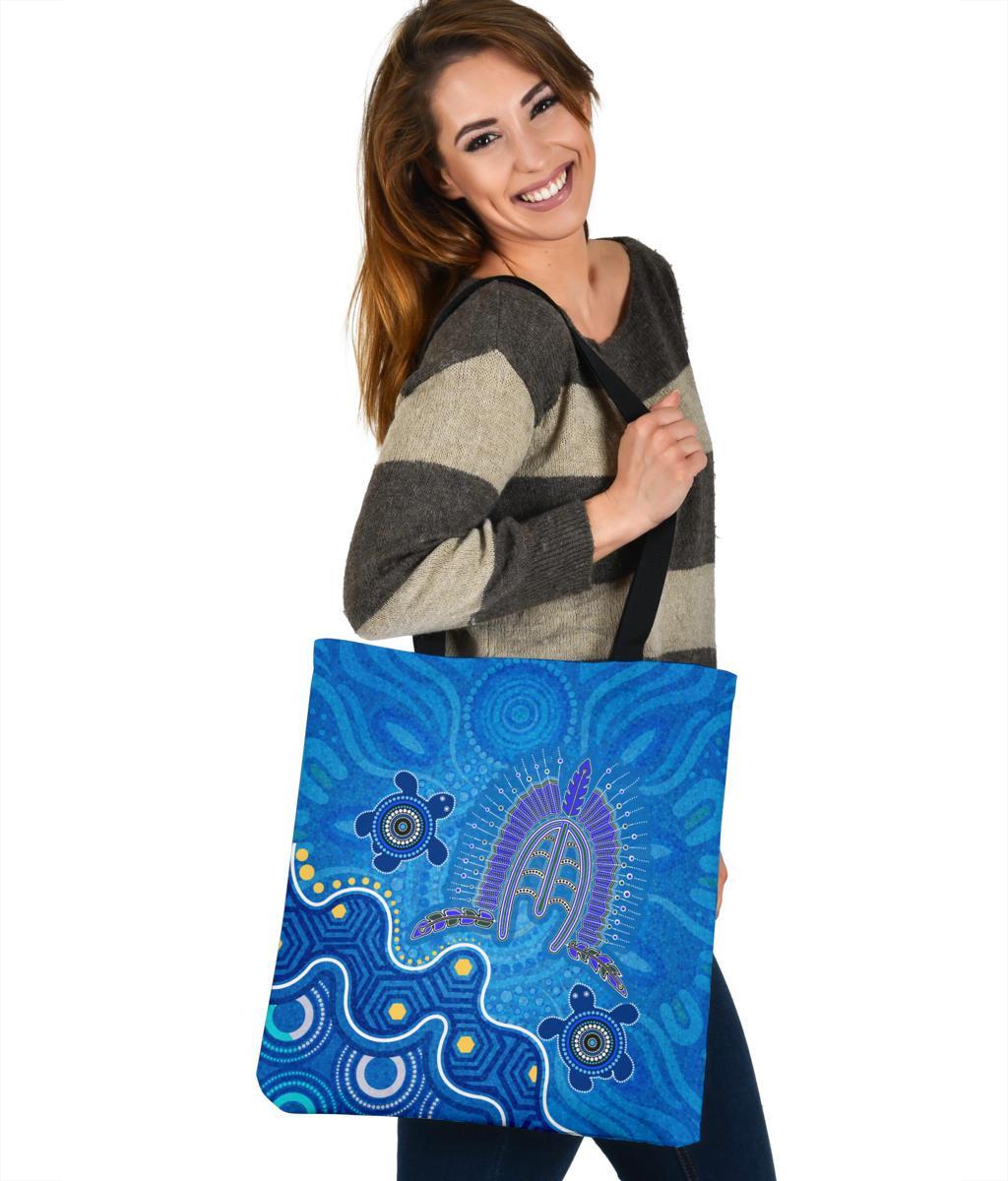 torres-strait-tote-bags-dhari-and-turtle