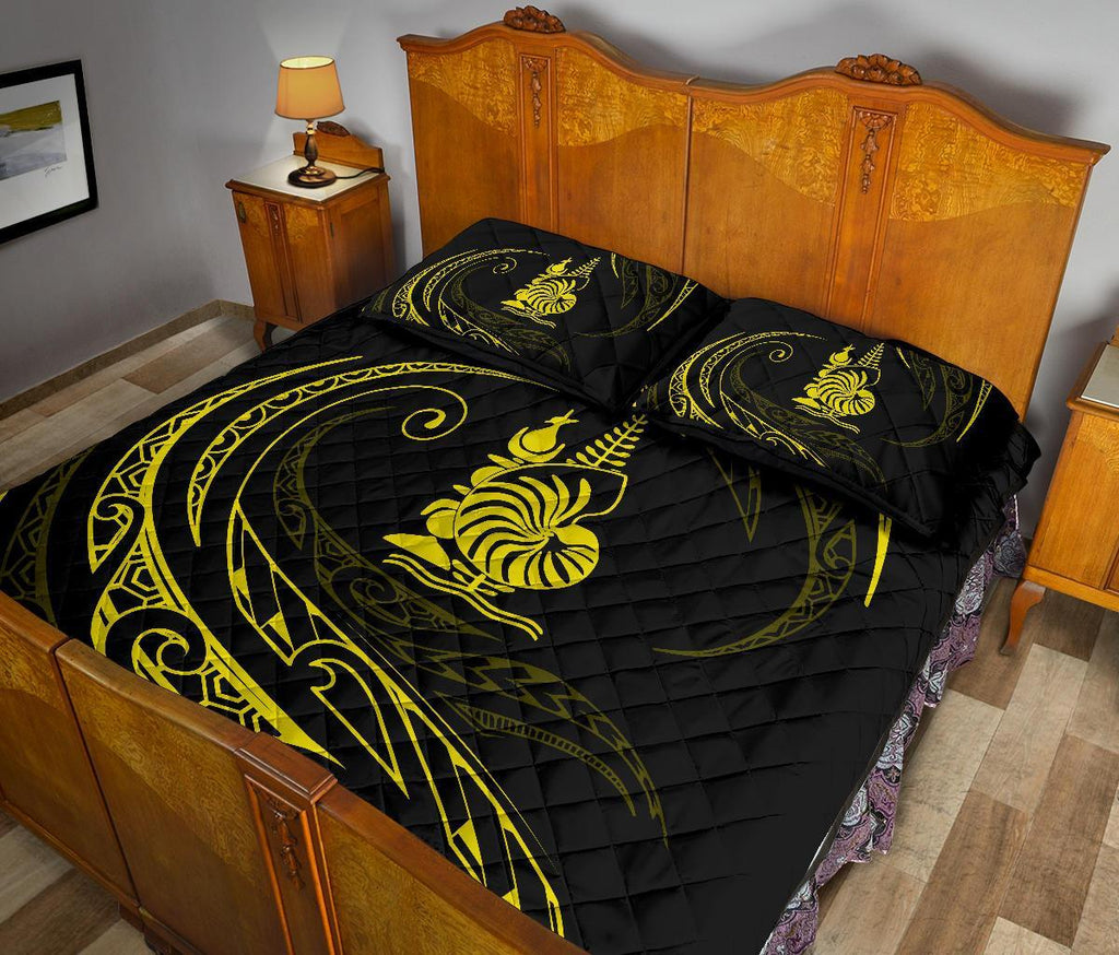 coledonia-islands-quilt-bed-set-yellow-frida-style