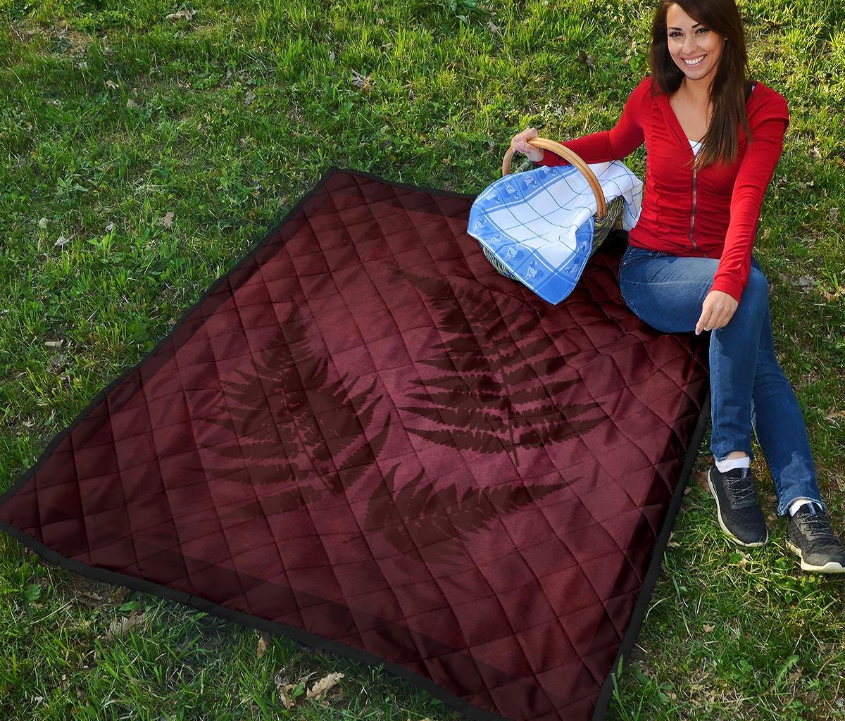 silver-fern-red-style-quilt