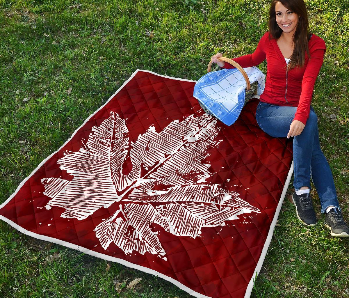 canada-maple-leaf-premium-quilt-red
