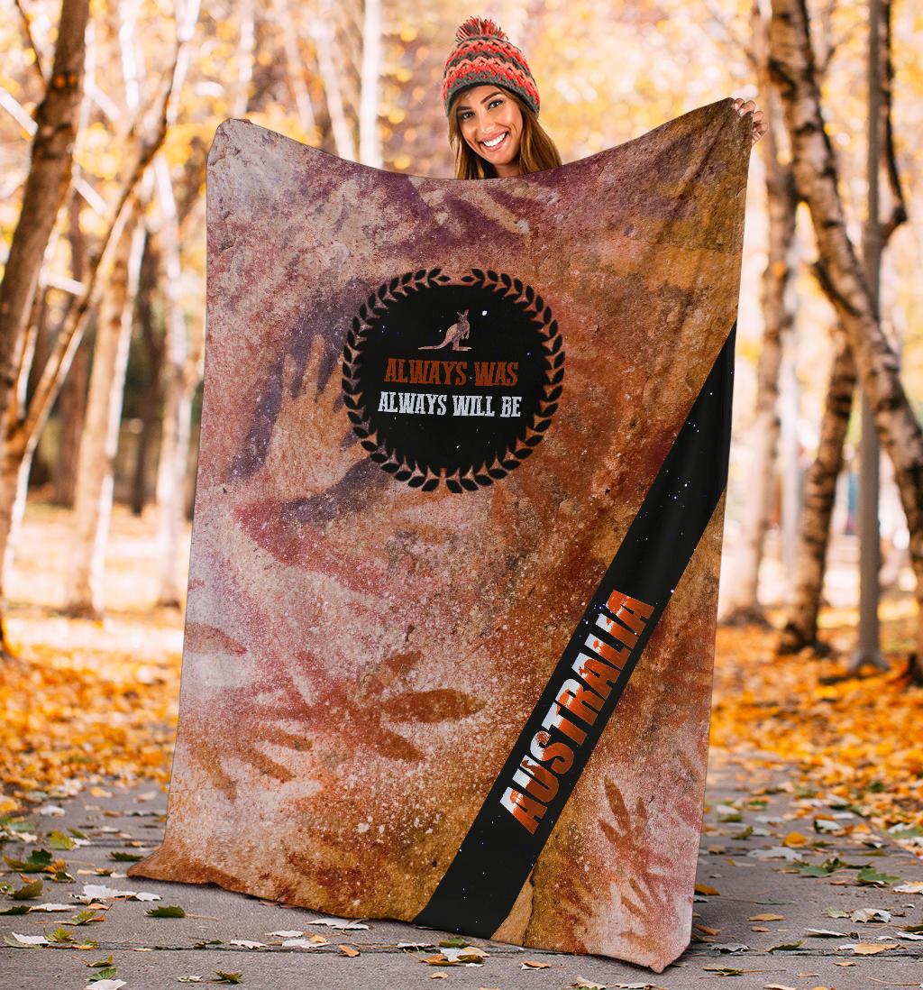 premium-blanket-handprint-with-kangaroo-logo