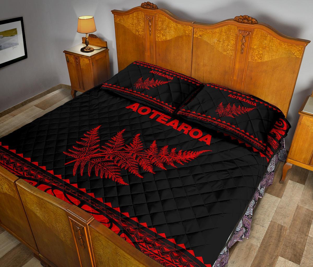 aotearoa-new-zealand-maori-quilt-bed-set-silver-fern-red