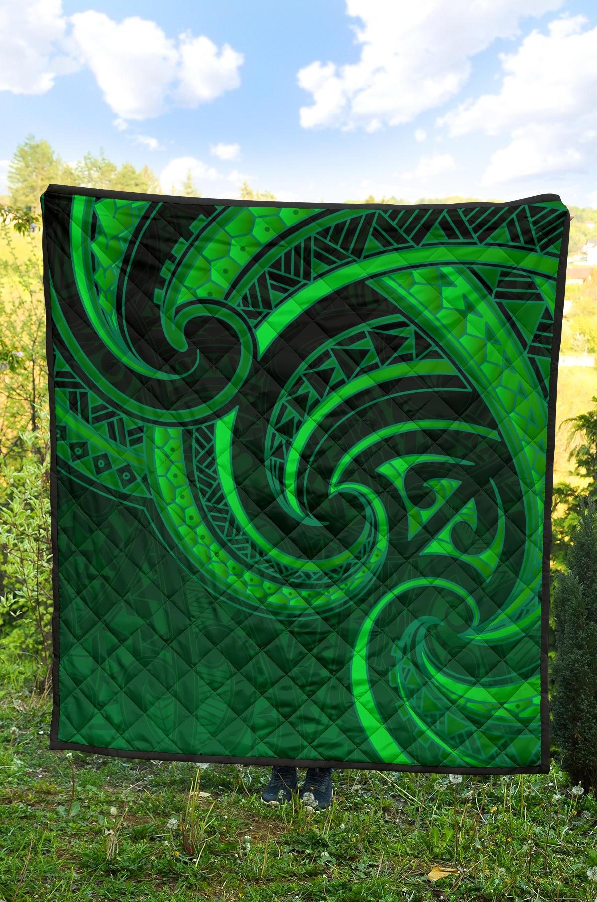 new-zealand-maori-mangopare-premium-quilt-polynesian-green
