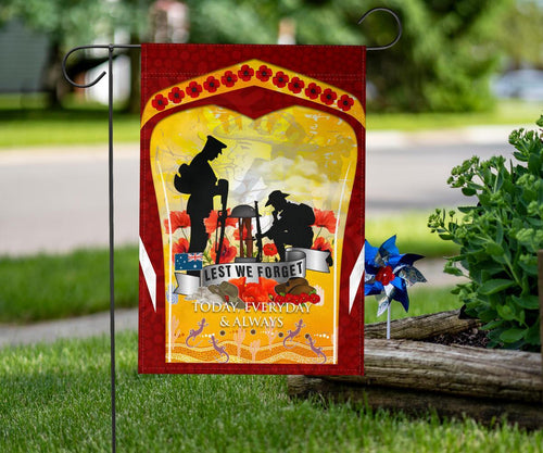 anzac-flag-lest-we-forget-aboriginal-version