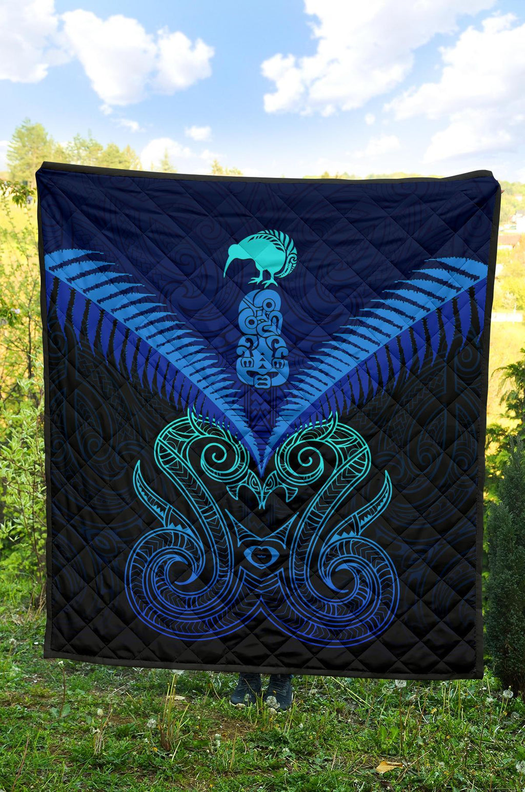 maori-manaia-new-zealand-premium-quilt-blue