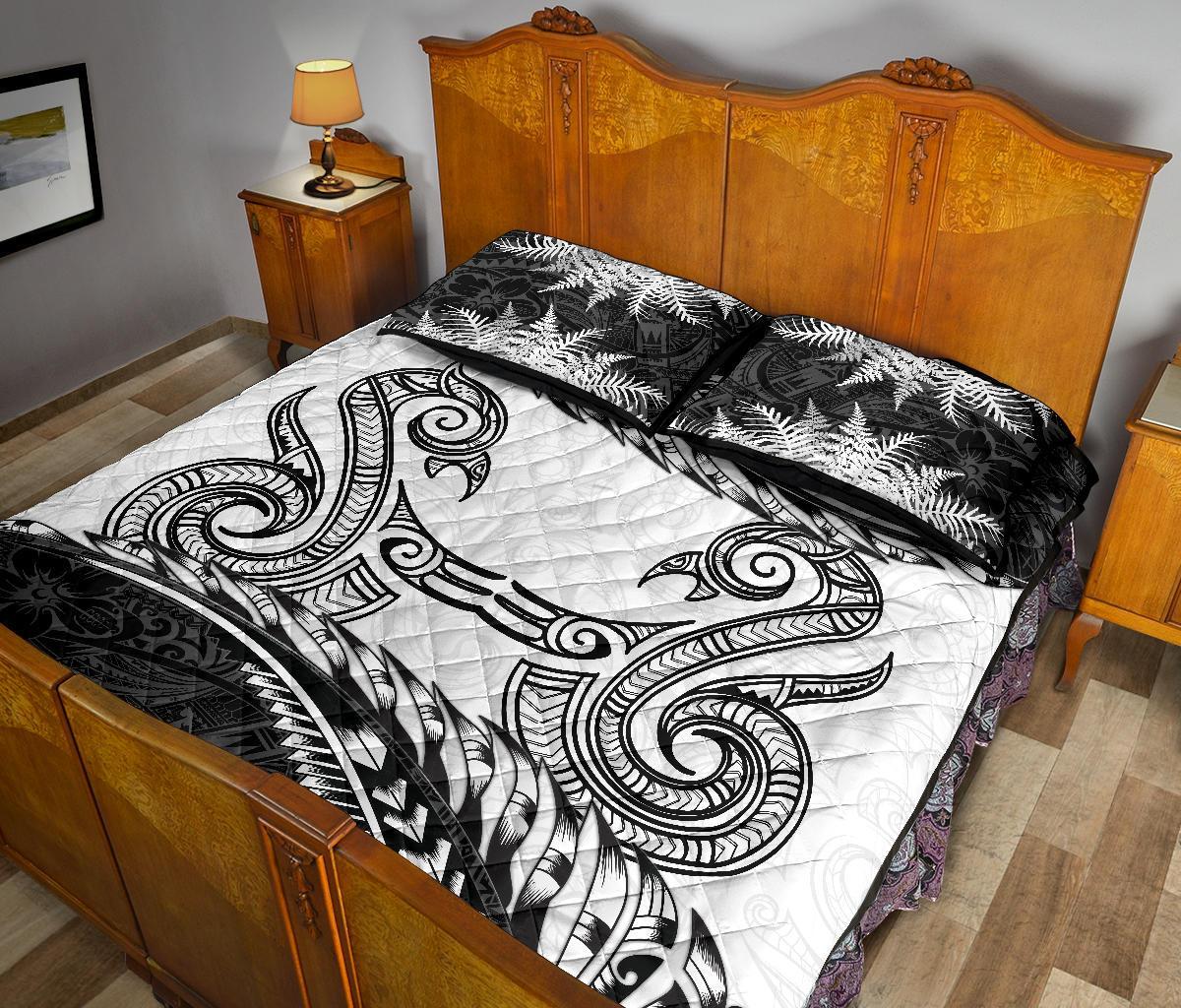 aotearoa-quilt-bed-set-maori-manaia-with-silver-fern