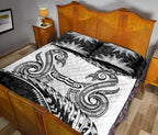 aotearoa-quilt-bed-set-maori-manaia-with-silver-fern