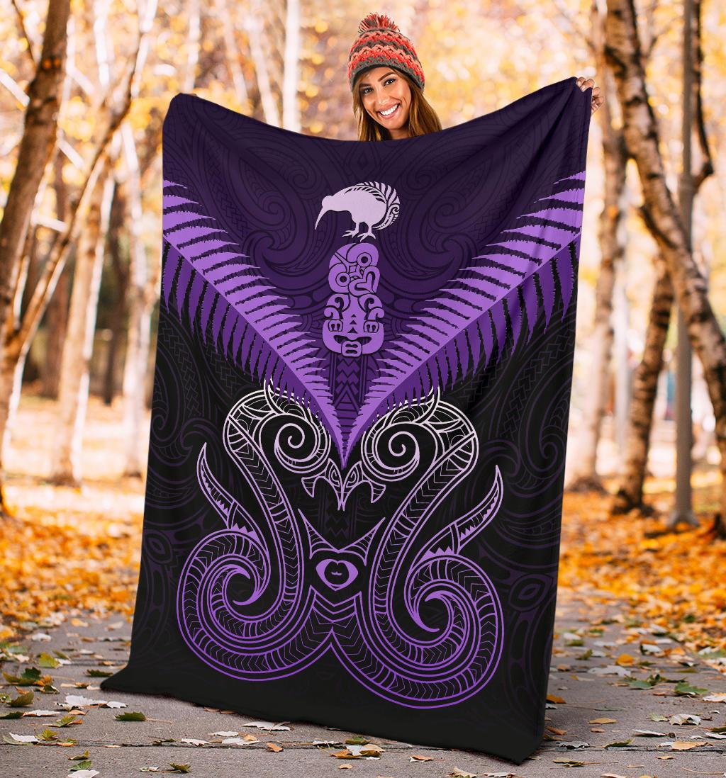 maori-manaia-new-zealand-premium-blanket-purple