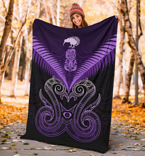 maori-manaia-new-zealand-premium-blanket-purple