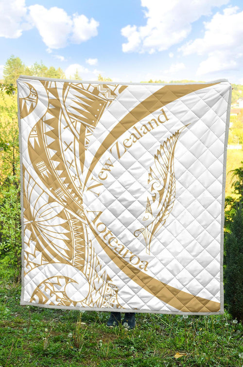 new-zealand-silver-fern-premium-quilt-maori-tattoo-circle-style-white