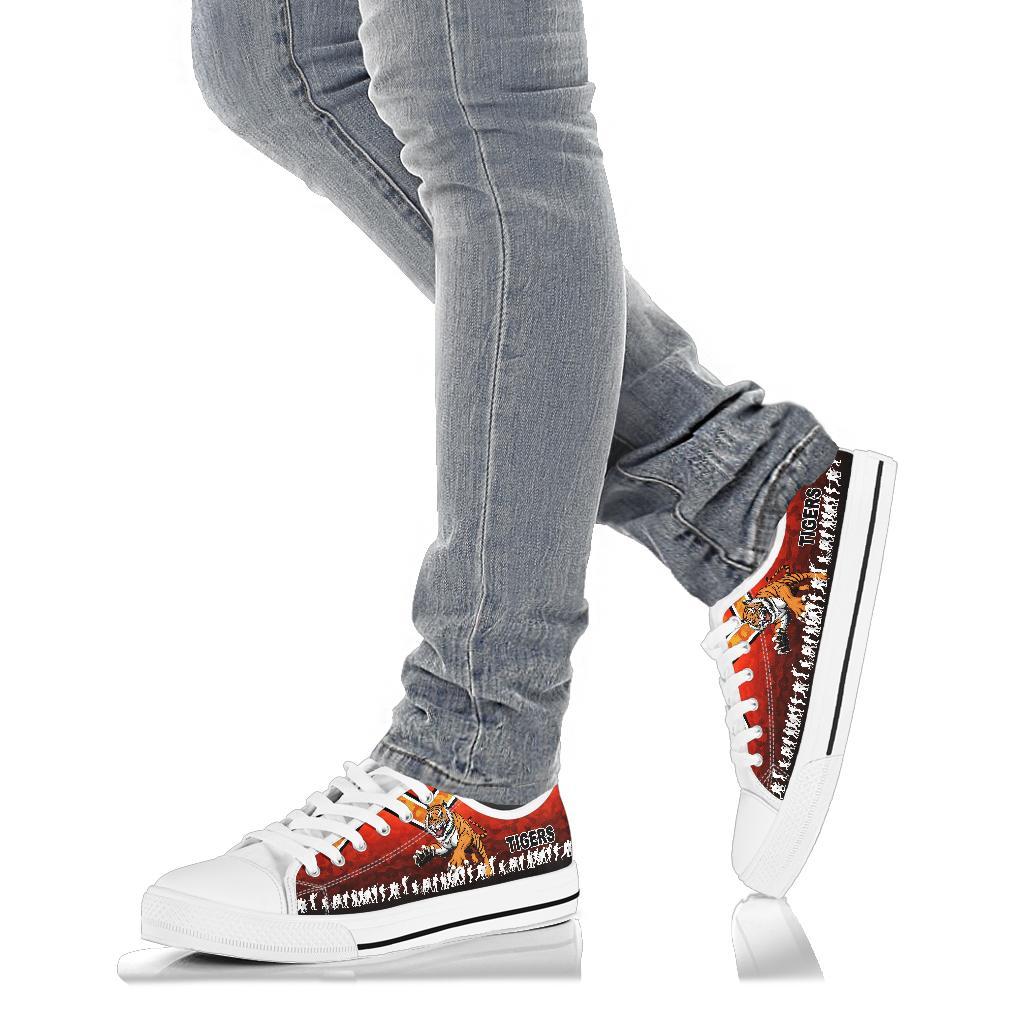 wests-low-top-shoe-tigers-anzac-vibes