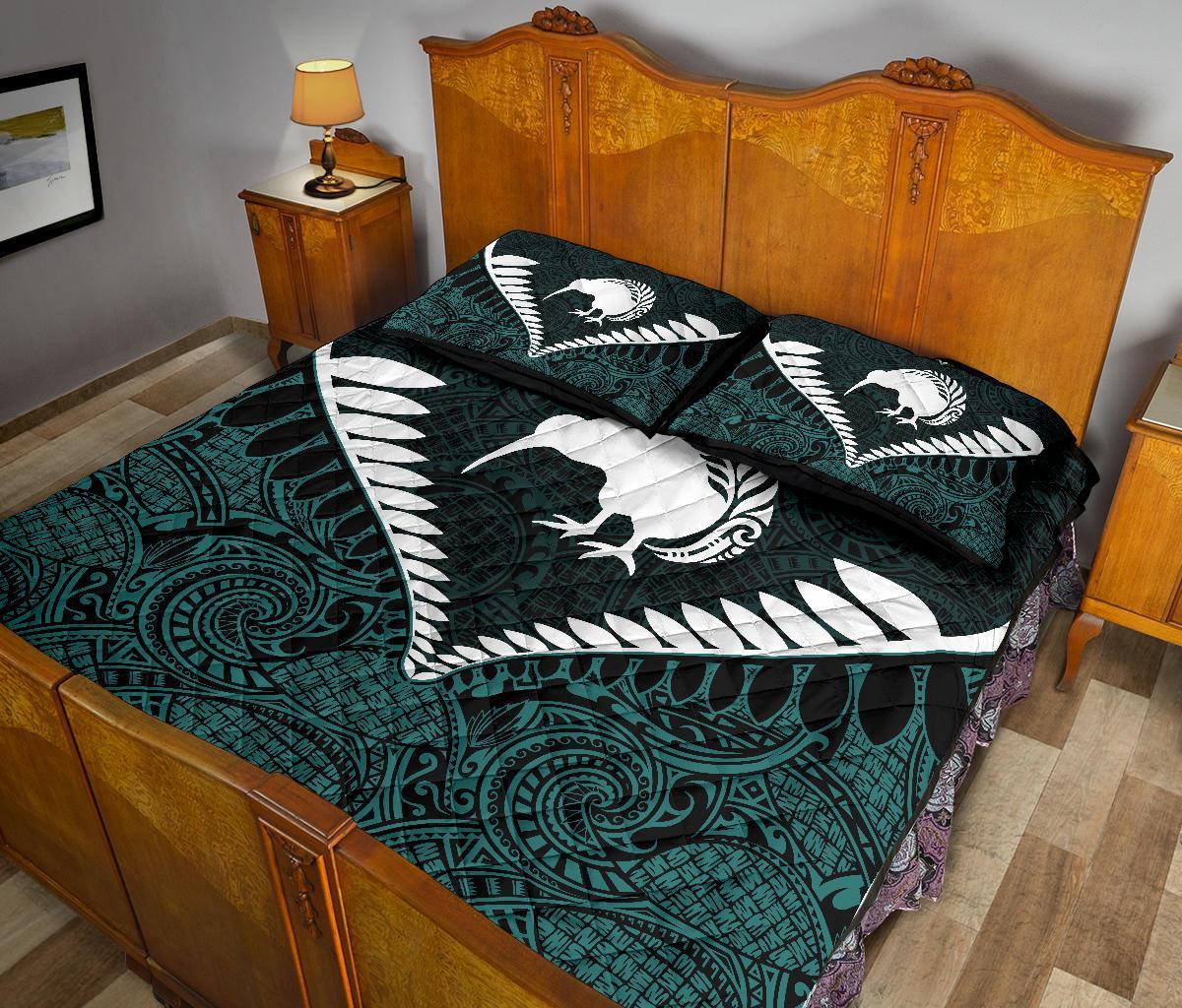 kiwi-silver-fern-classic-quilt-bed-set-dark-state